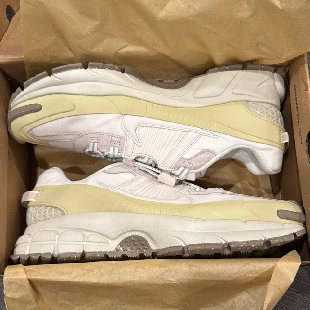 Nike Vomero Roam